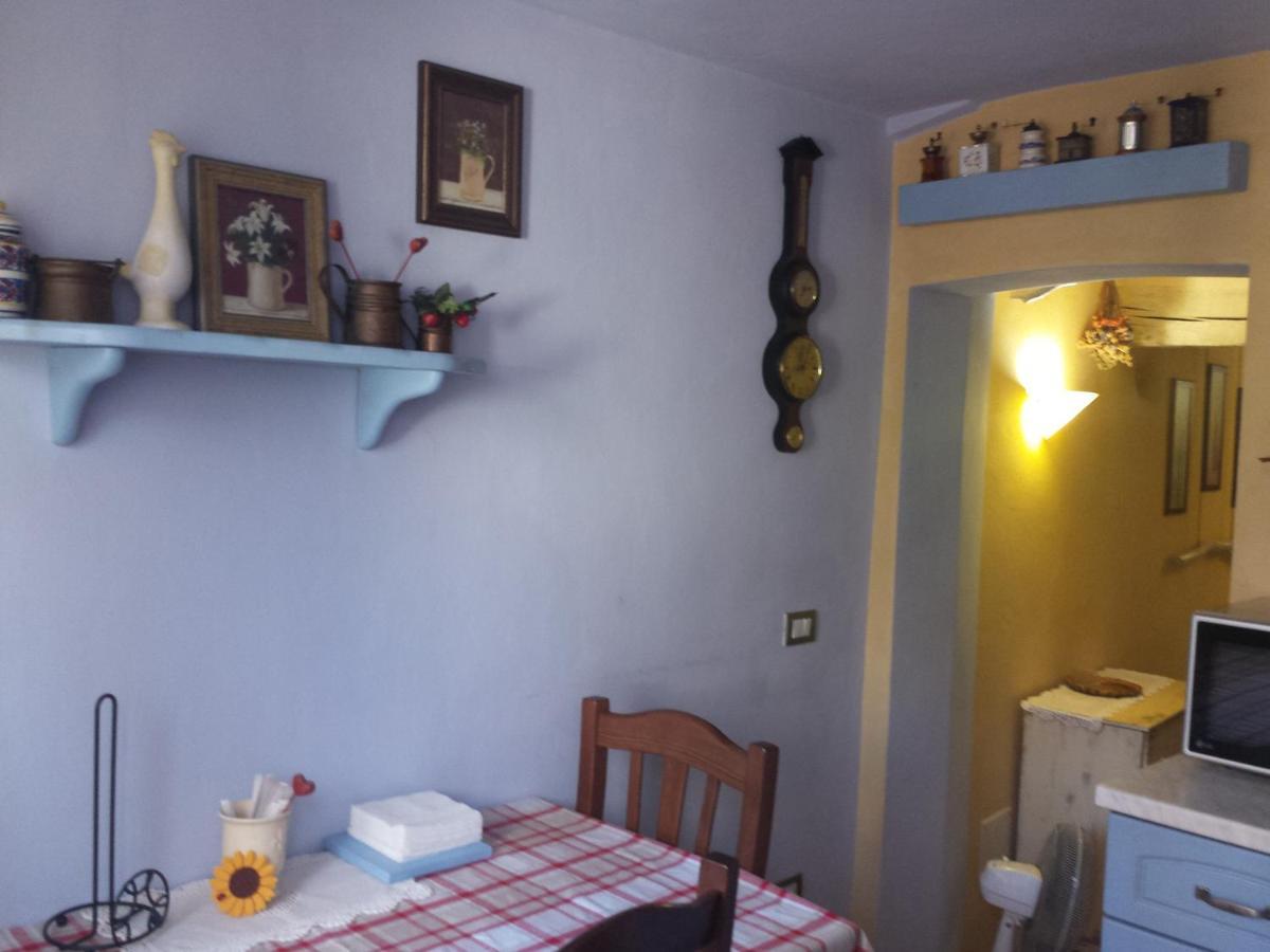 Apartment Centre With Patio Parma